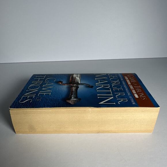 A Game of Thrones (A Song of Ice and Fire, Book 1) By Martin, George R.R. - GOOD - Picture 5 of 7